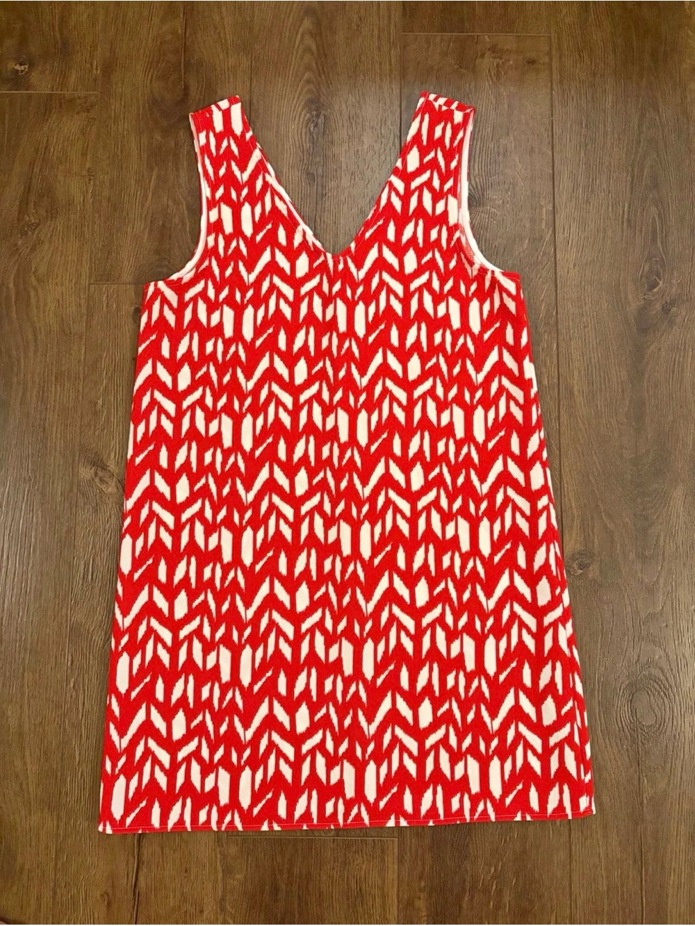 The Impeccable Pig Red & White V-Neck Sleeveless Mini Dress